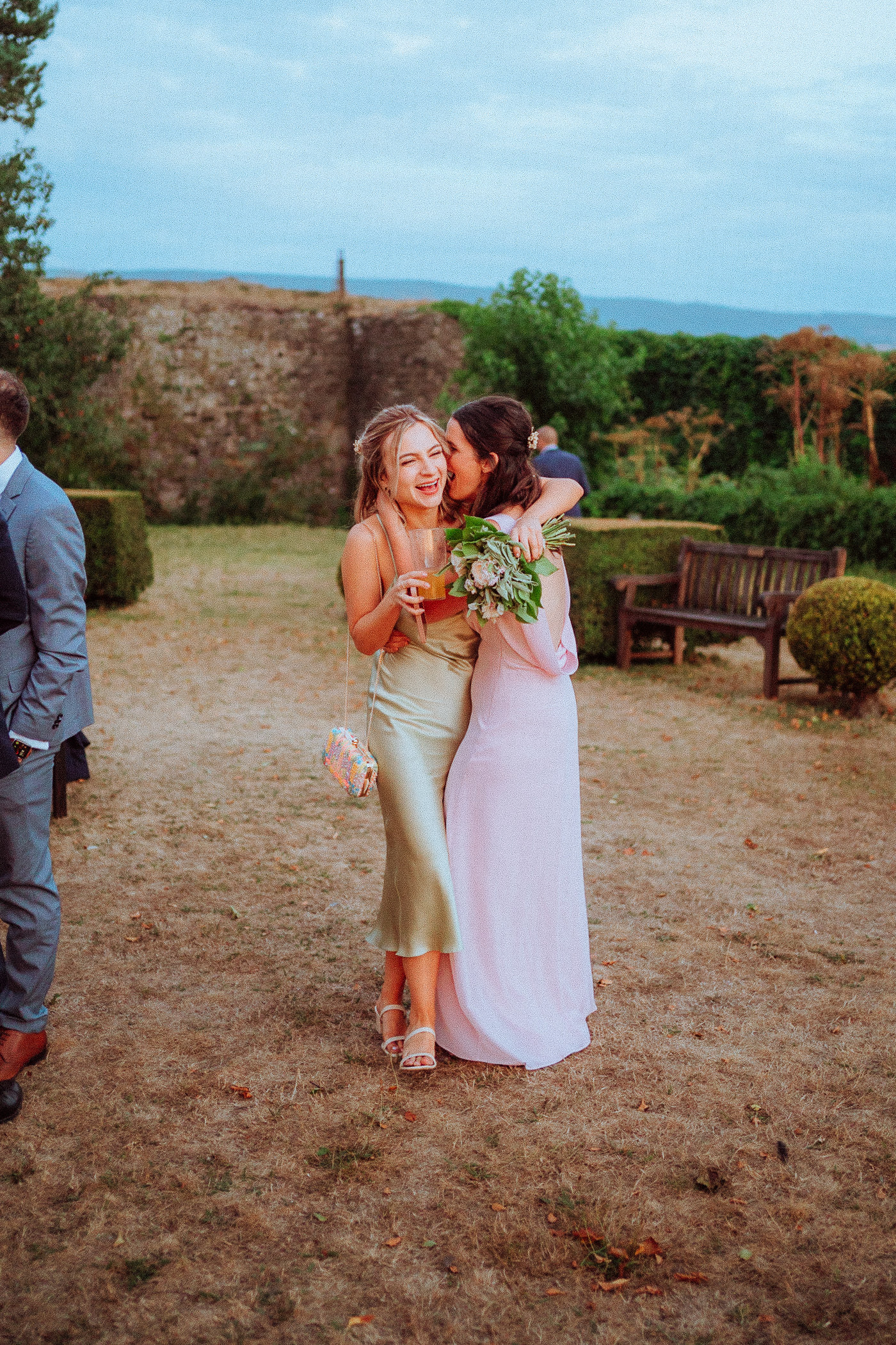 USK CASTLE WEDDING PHOTOGRAPHY FESTIVAL STYLE 101 USK CASTLE WEDDING PHOTOGRAPHY FESTIVAL STYLE 101